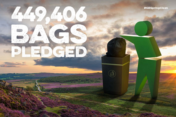 Image of the Keep Britain Tidy logo alongside the words 449,406 bags pledged